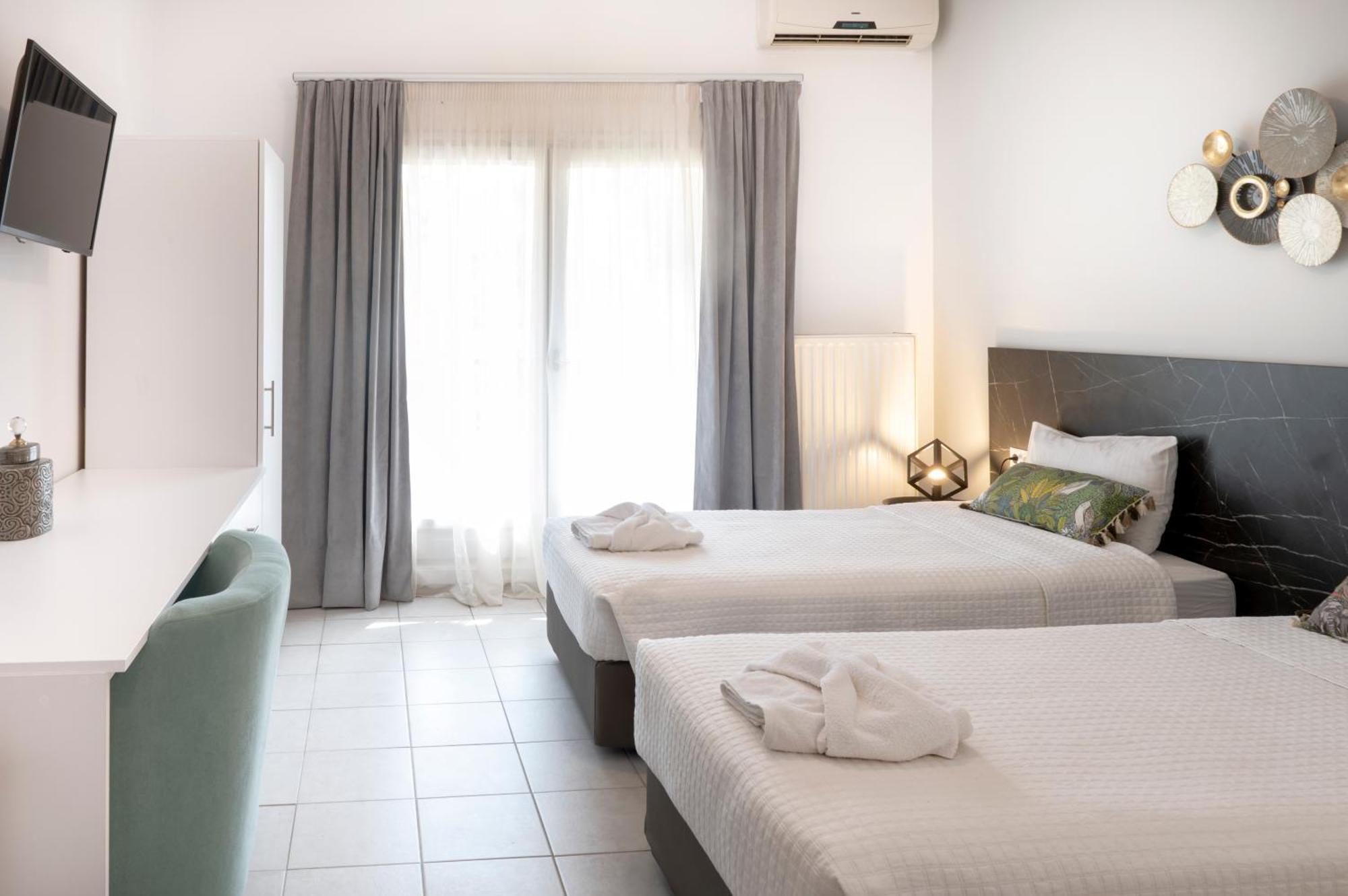 Hotel Papanikolaou 伊里斯斯 外观 照片