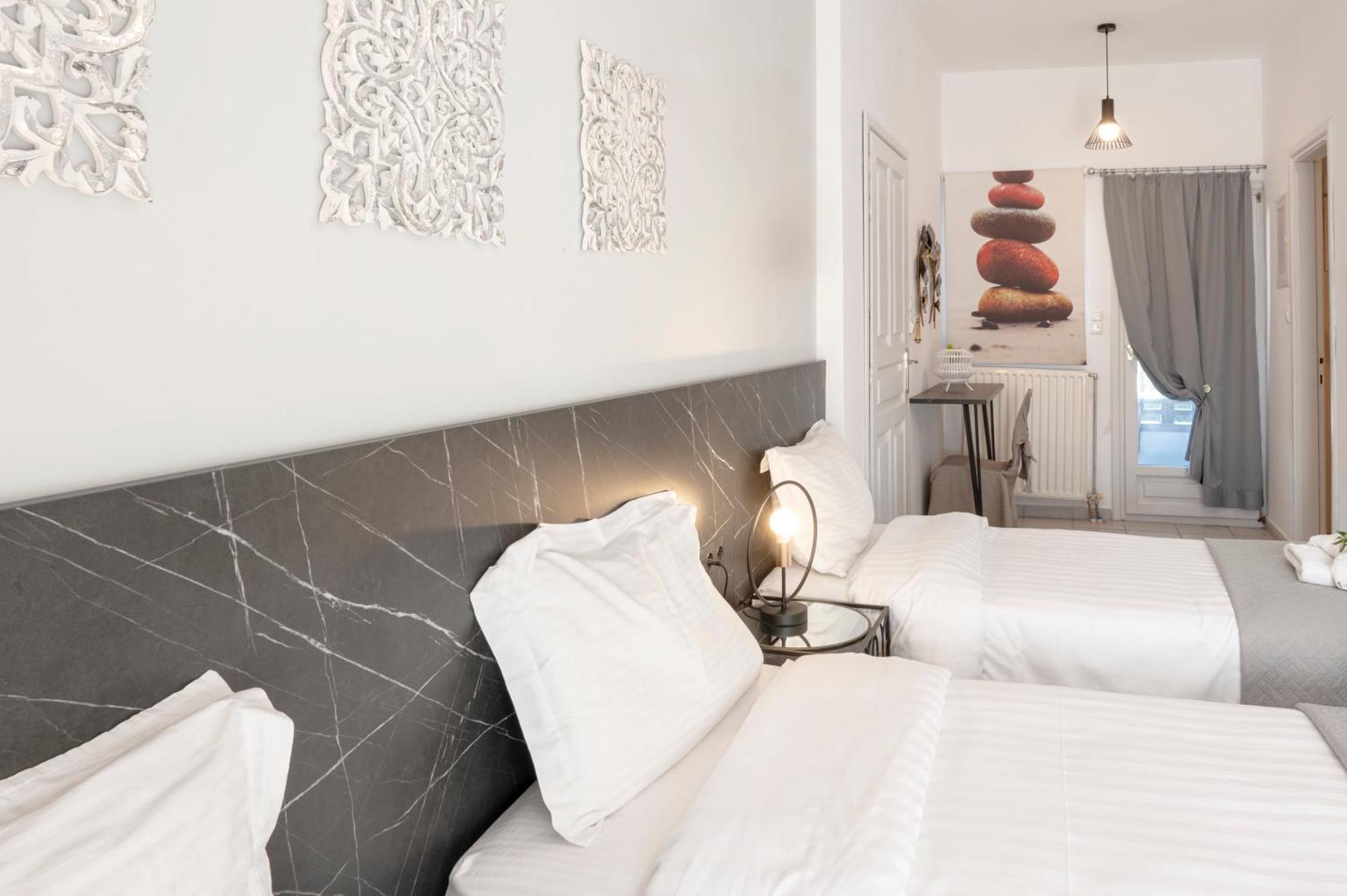 Hotel Papanikolaou 伊里斯斯 外观 照片