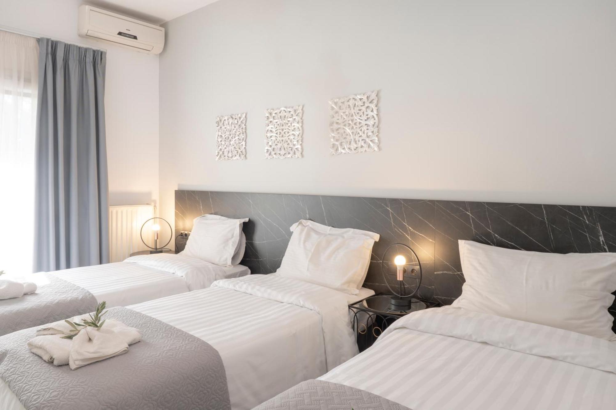 Hotel Papanikolaou 伊里斯斯 外观 照片
